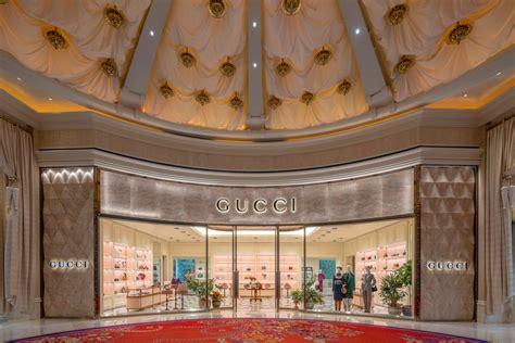 gucci store hours|gucci store locations las vegas.